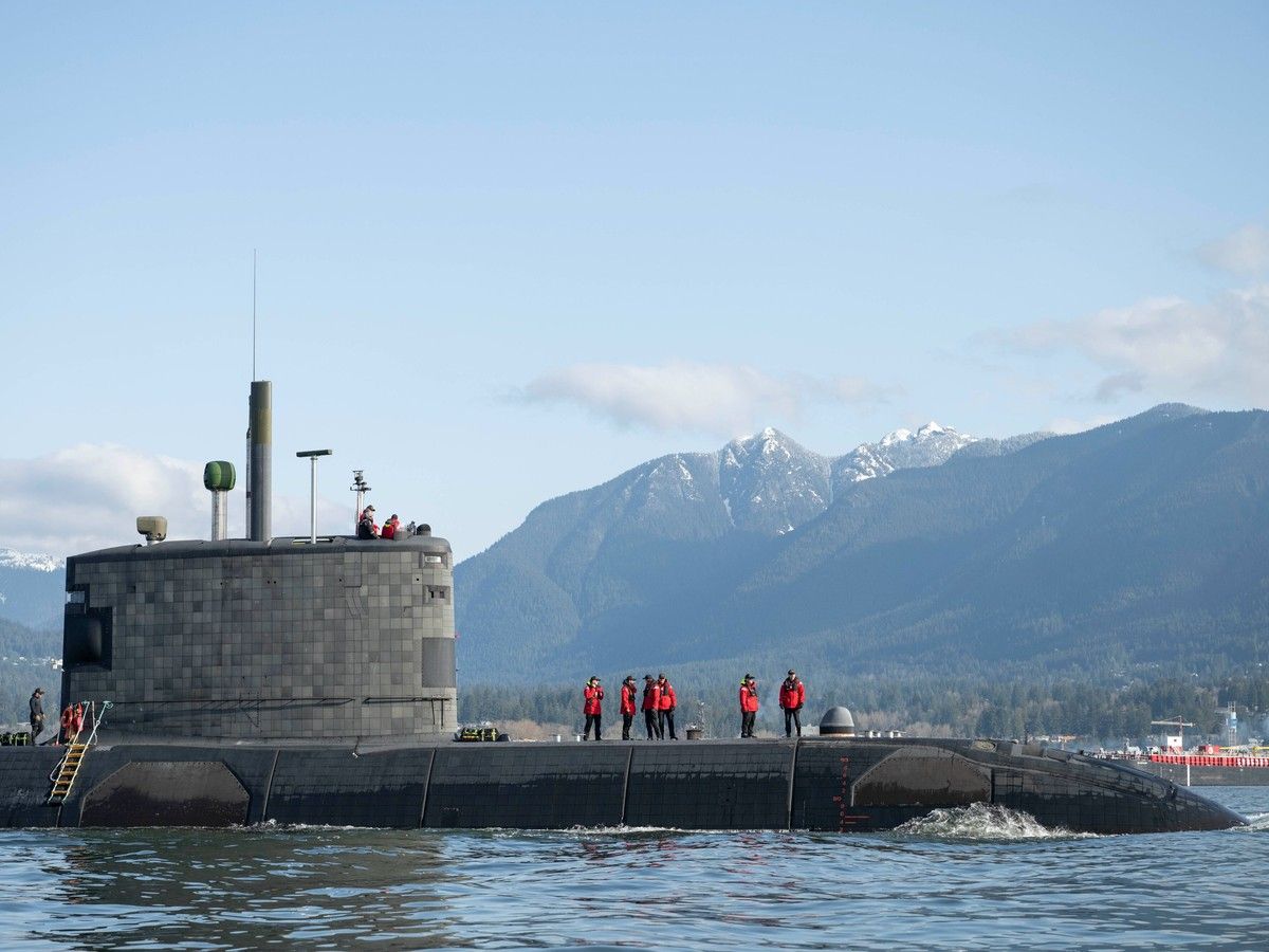 Canada's Royal Canadian Navy Faces Challenges Keeping Aging Submarines Operational