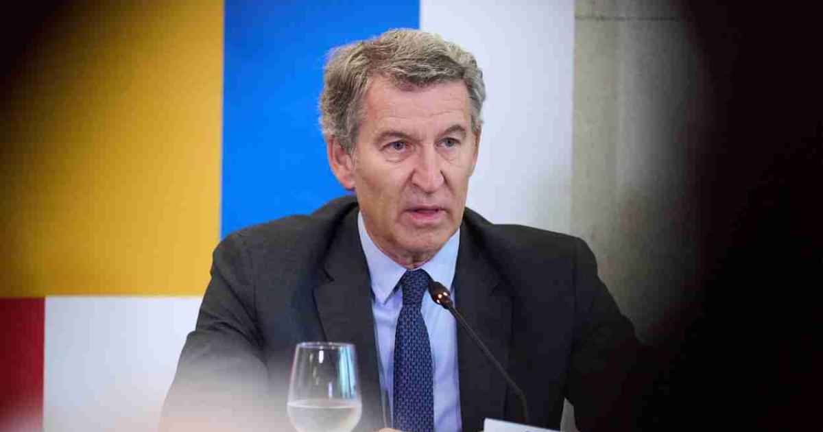 Feijóo enfrenta críticas por sus propuestas laborales y políticas en el PP