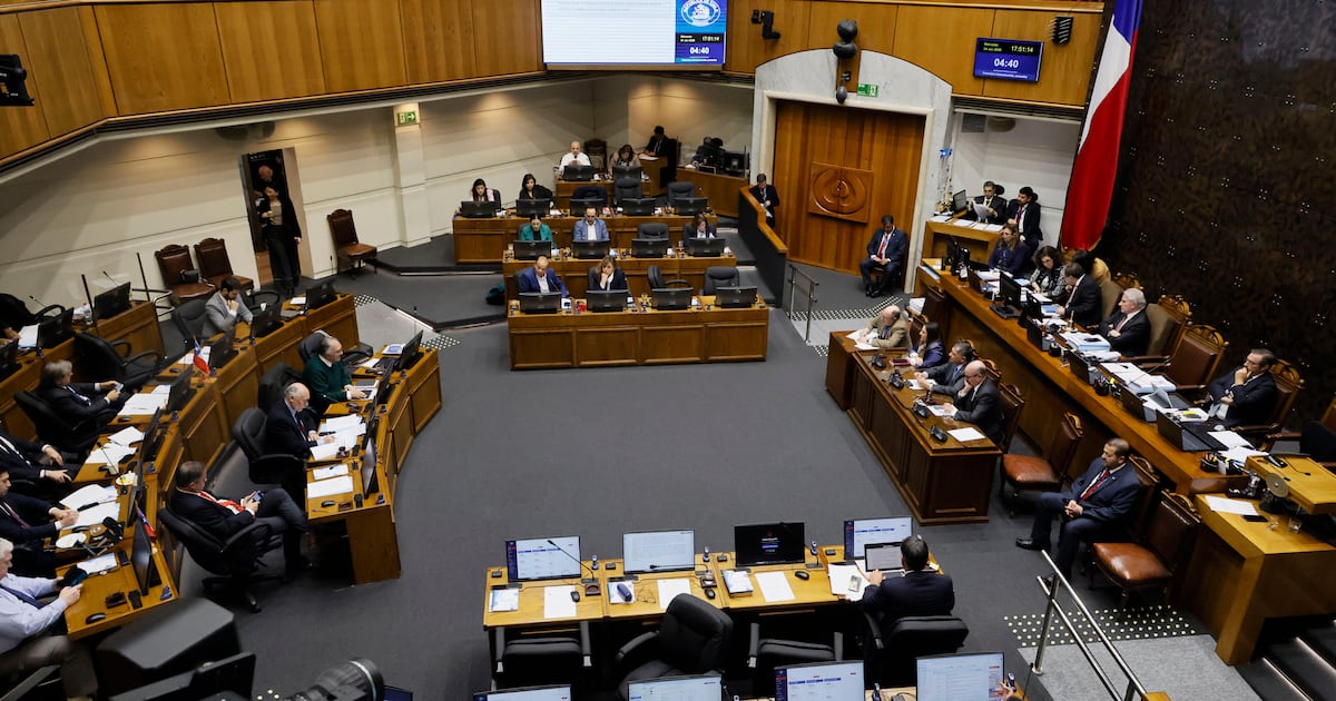 Megareform in the Senate: Kast government's initiative faces Senate vote