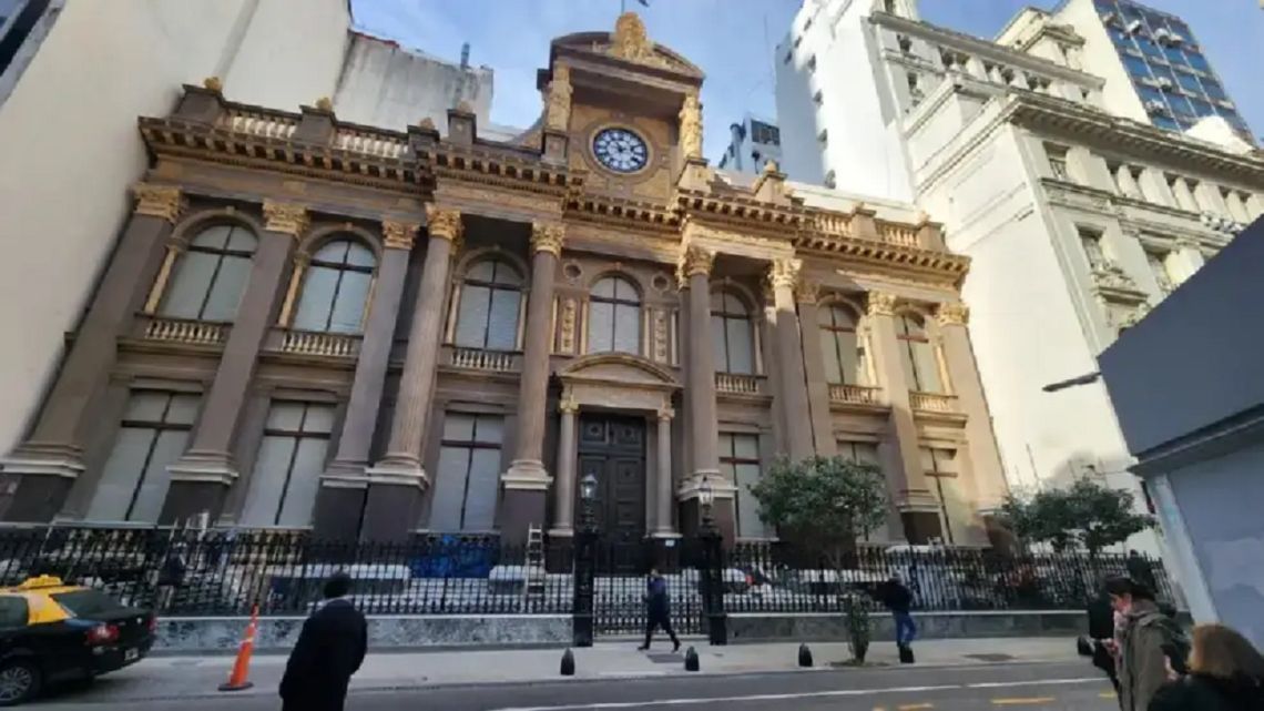 Milei y la reforma del Banco Central: hacia una liberación del cepo cambiario