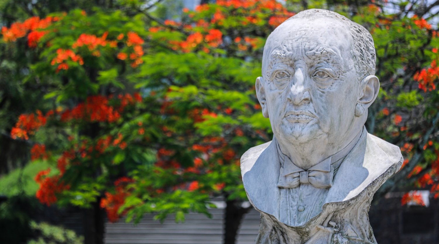 Nuevo mausoleo de Miguel Ángel Asturias en Guatemala
