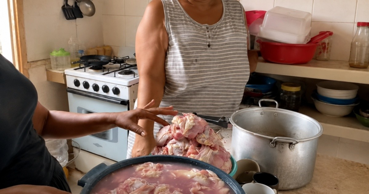 Cubanos luchan contra la escasez alimentaria por apagones prolongados