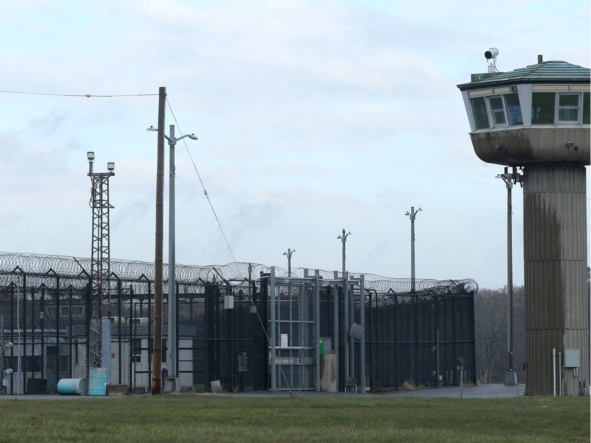 Transgender Inmate with Sexual Offense History Loses Transfer Bid to Women's Prison