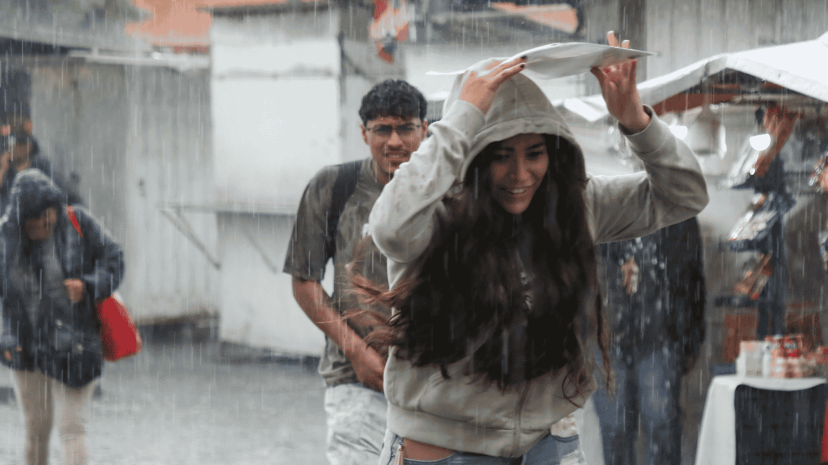 Lluvias intensas en todo el país este viernes por onda tropical y monzón