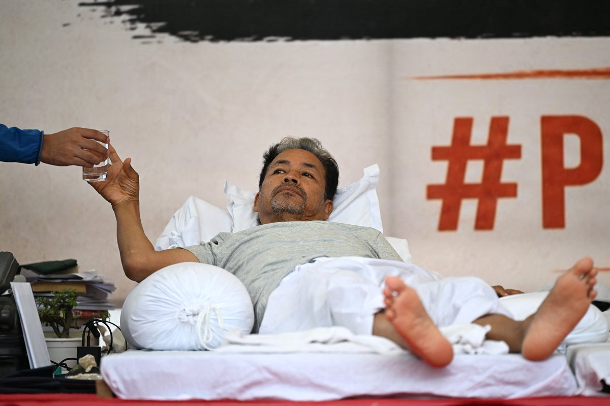 Hunger-striking activist Sonam Wangchuk hospitalised after Delhi police intervention