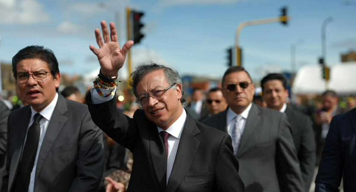 Gustavo Petro declara su situación económica al finalizar el mandato