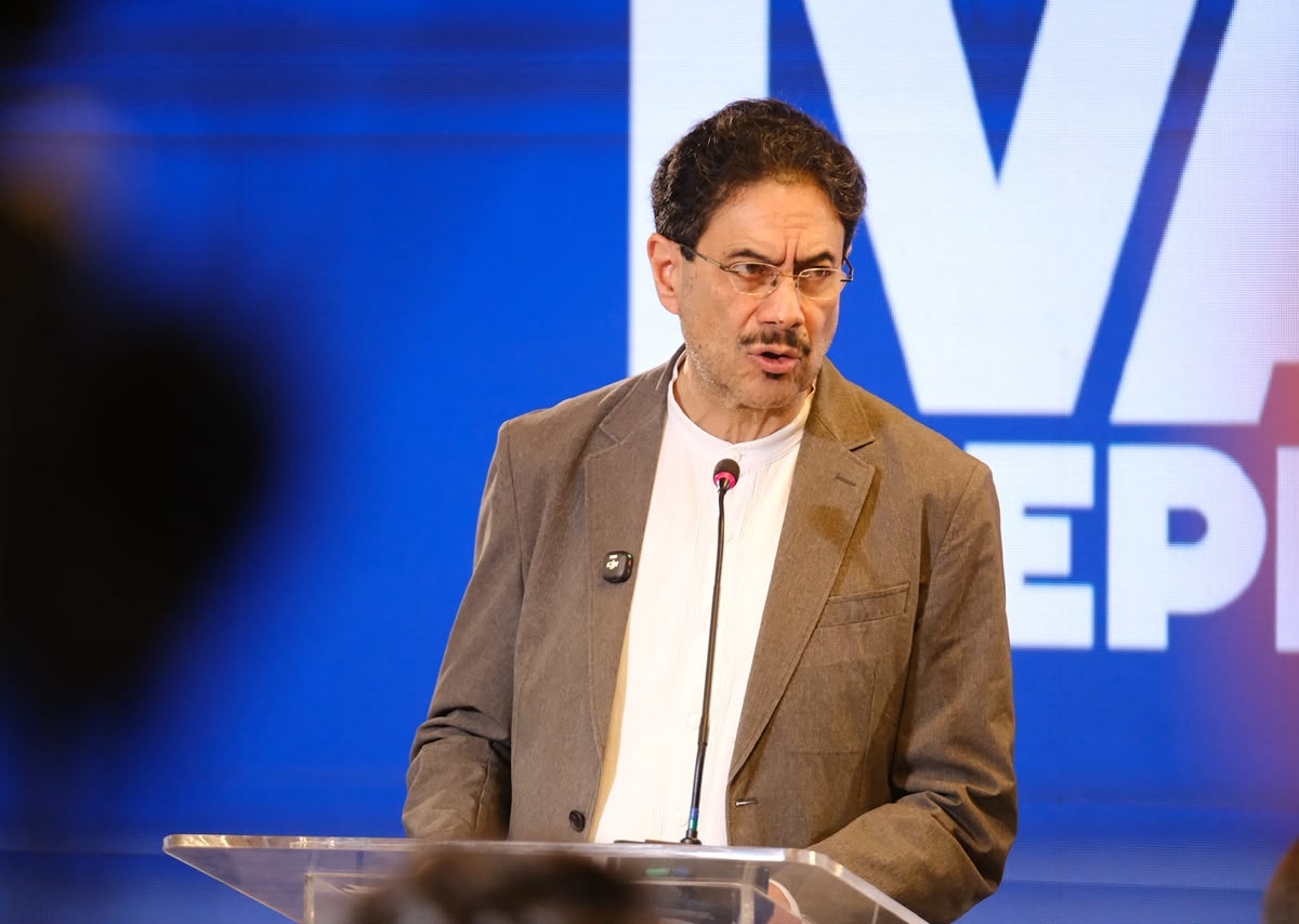 Iván Cepeda anuncia una oposición fuerte con Petro y se prepara para desobedecer civilmente