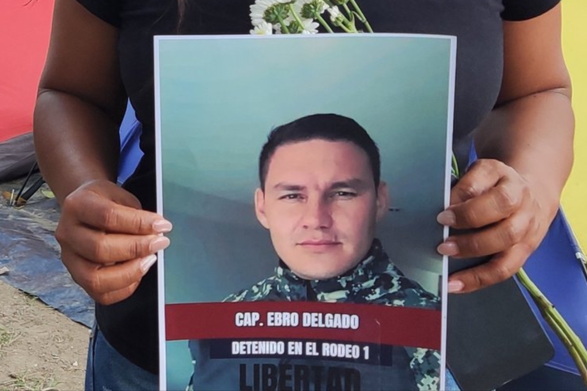 Exmilitar venezolano liberado tras cuatro años en prisión por presuntos delitos políticos