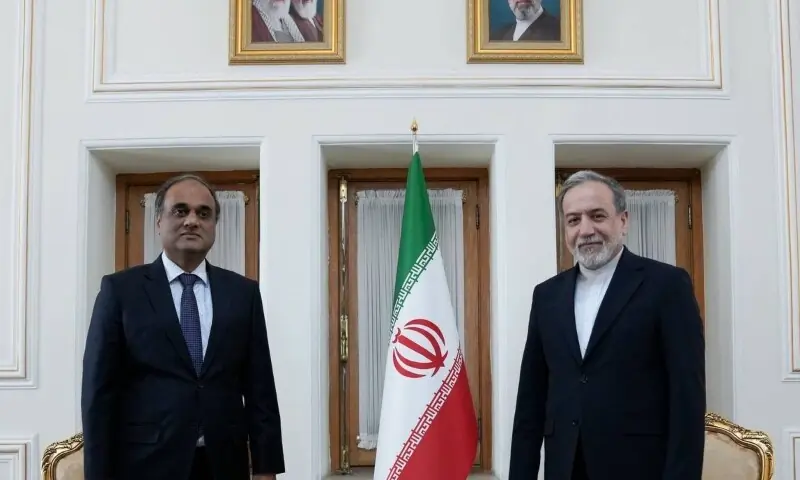 Iran and Pakistan Focus on Peace and Security in Bilateral Talks