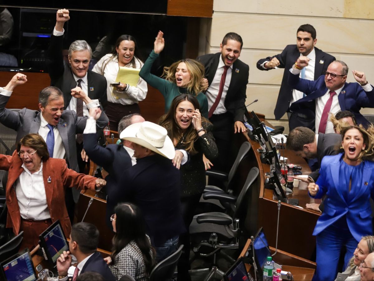 Honorio Henríquez asume presidencia del Senado tras distanciarse de alianza con petrismo