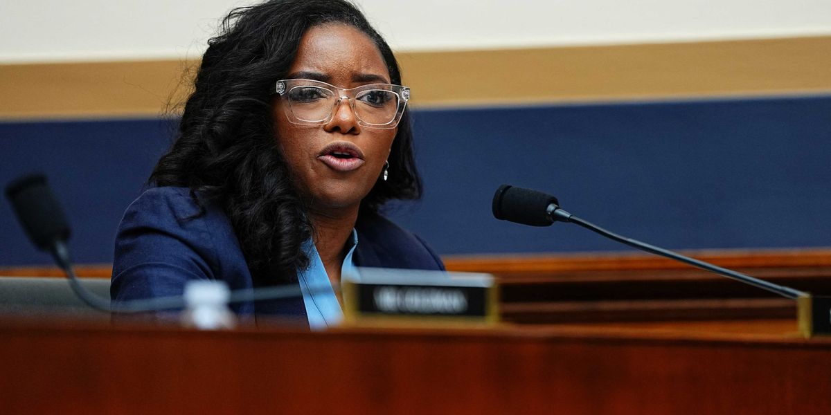 Congresswoman Jasmine Crockett Faces Backlash for Criticizing Smithsonian's Historical Accounts