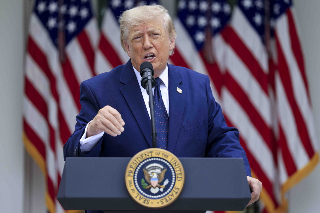 Trump impone aranceles a 60 países por no combatir el trabajo forzoso