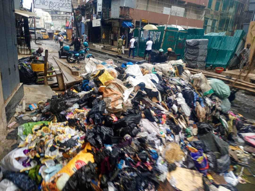 Lagos Streets and Bus Stops Face Waste Management Crisis as Collection System Falters