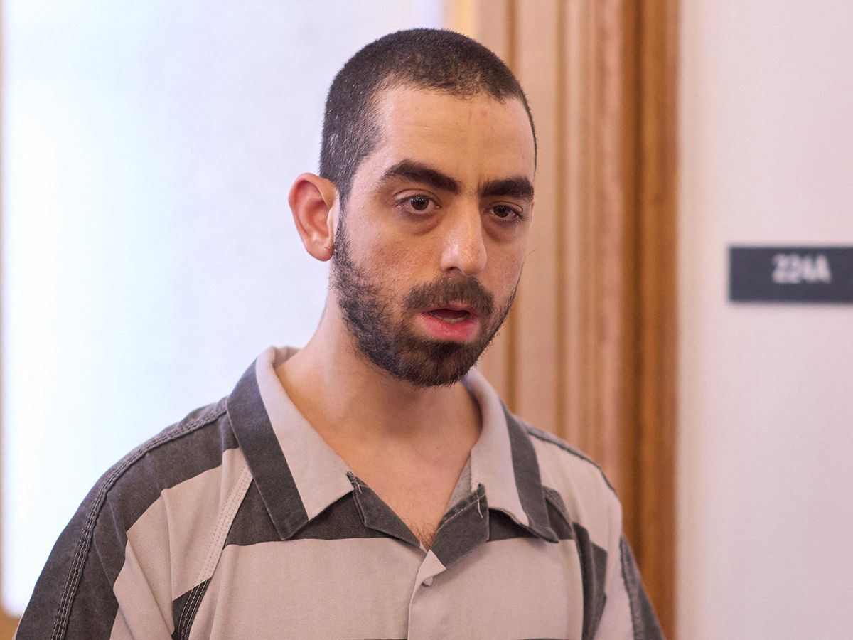Salman Rushdie Testifies in Federal Trial of Man Charged with Terrorism Over 2022 Attack