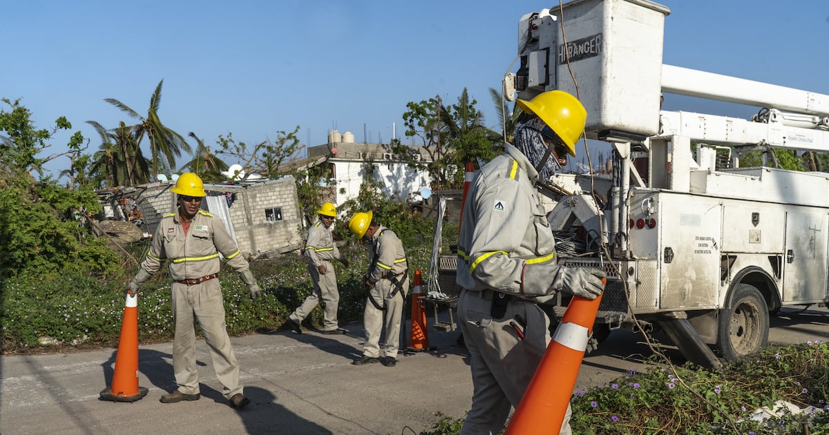 Nuevas regulaciones energéticas afectan a consumidores industriales en México