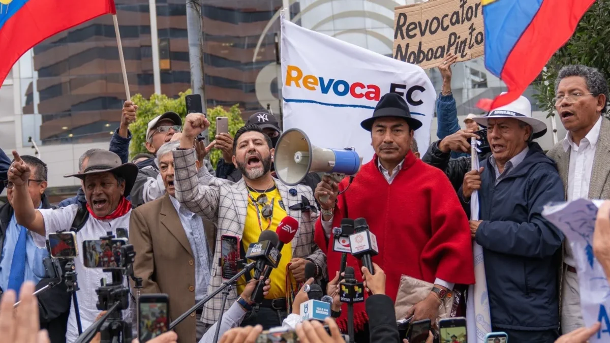 Plataforma Ciudadana presenta impugnación contra CNE por negativa de formularios para revocatoria