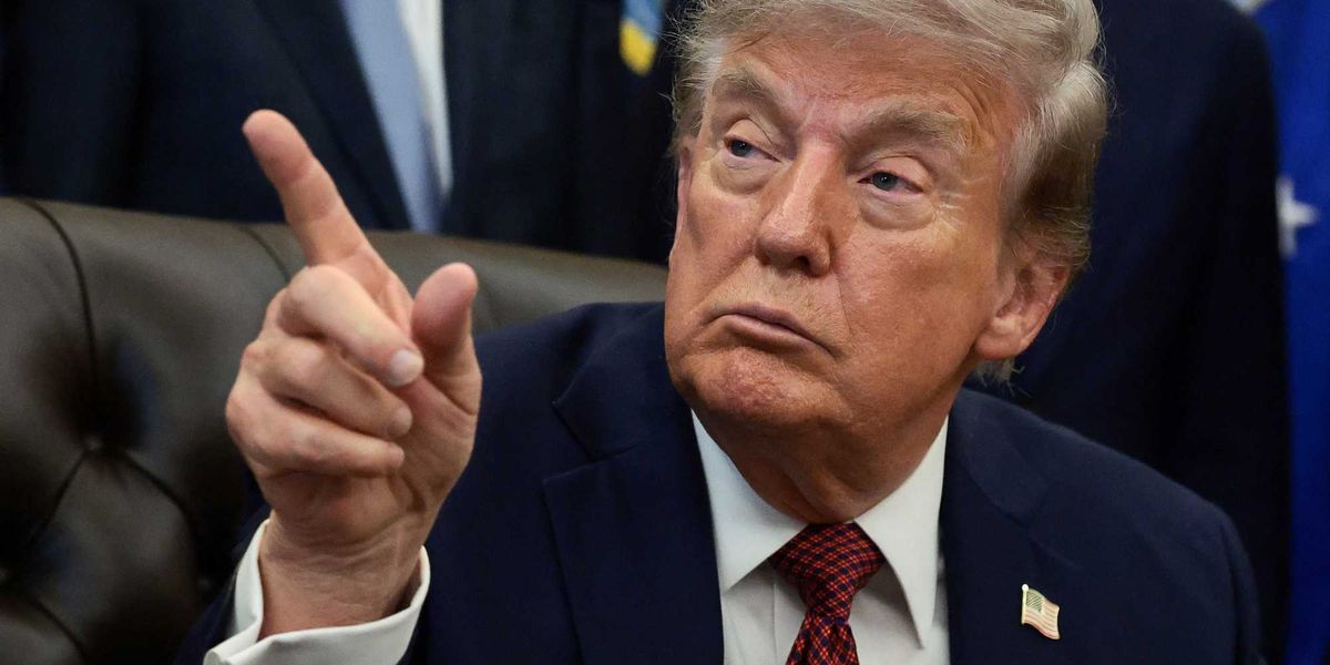 Trump's Unfocused Remarks on Venezuela and Miss Universe Spark Controversy