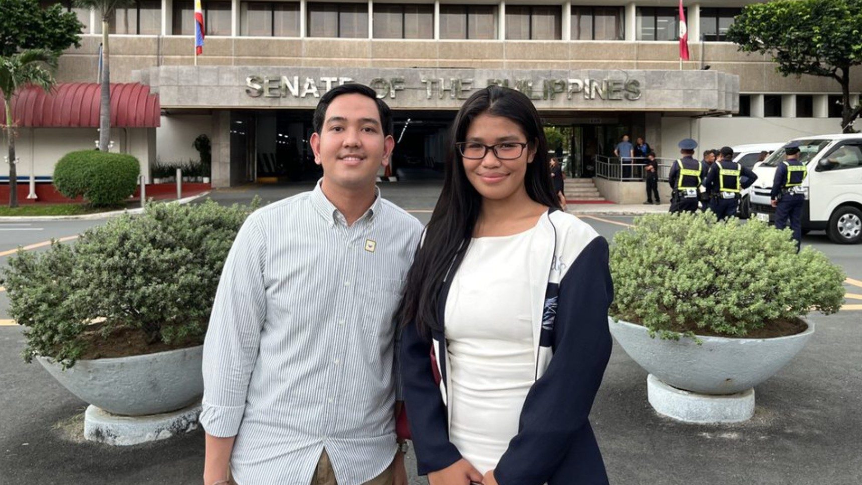 Students Attend Sara Duterte's Impeachment Trial, Highlighting Democracy and Political Process