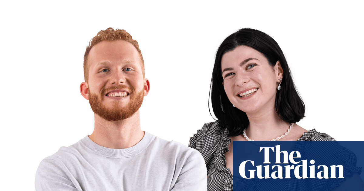 Blind date conversation highlights mutual appreciation and friendly banter