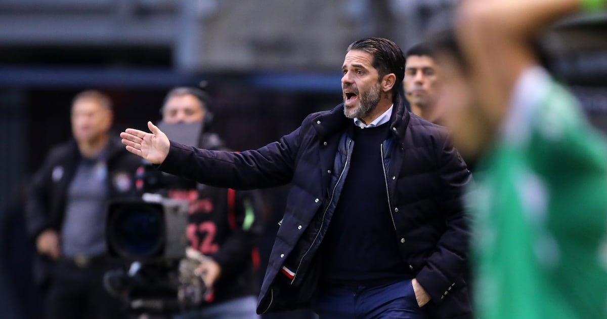 Fernando Gago reactiva a Charles Aránguiz y Lucas Assadi en la U