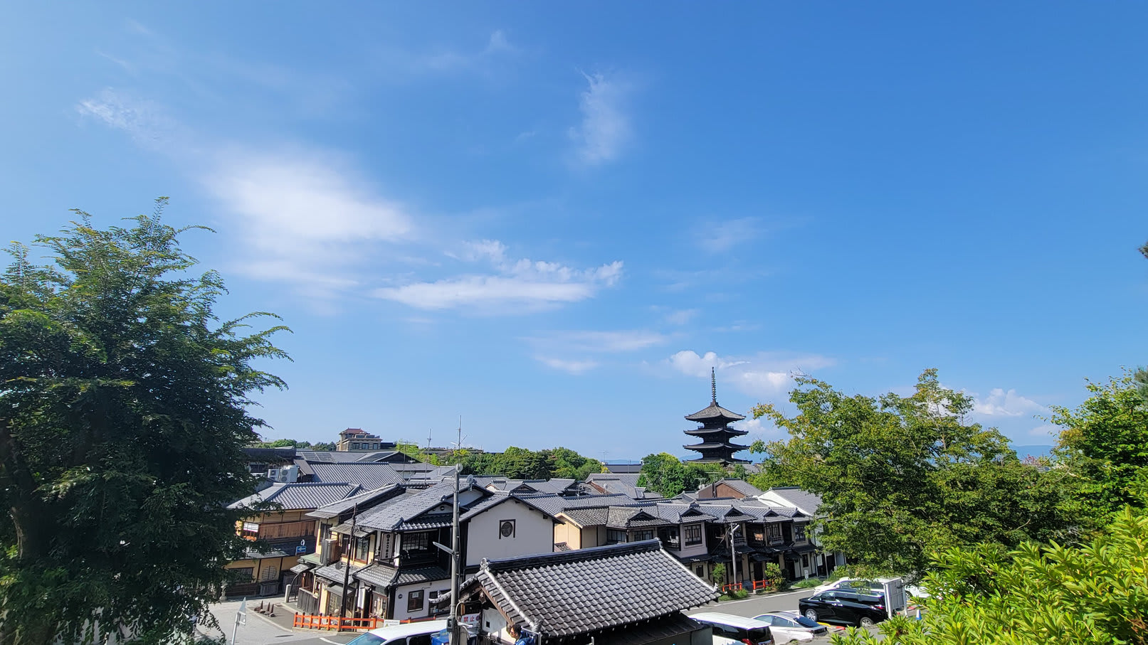 20250816_091620_rez_tvrjzx