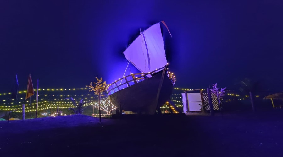 Places to stay near at alibaug camping