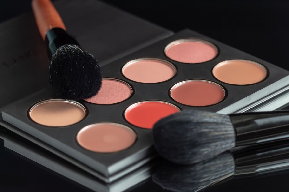 maricabooysen-cosmetics-9086984_1920 maricabooysen-cosmetics-9086984_1920