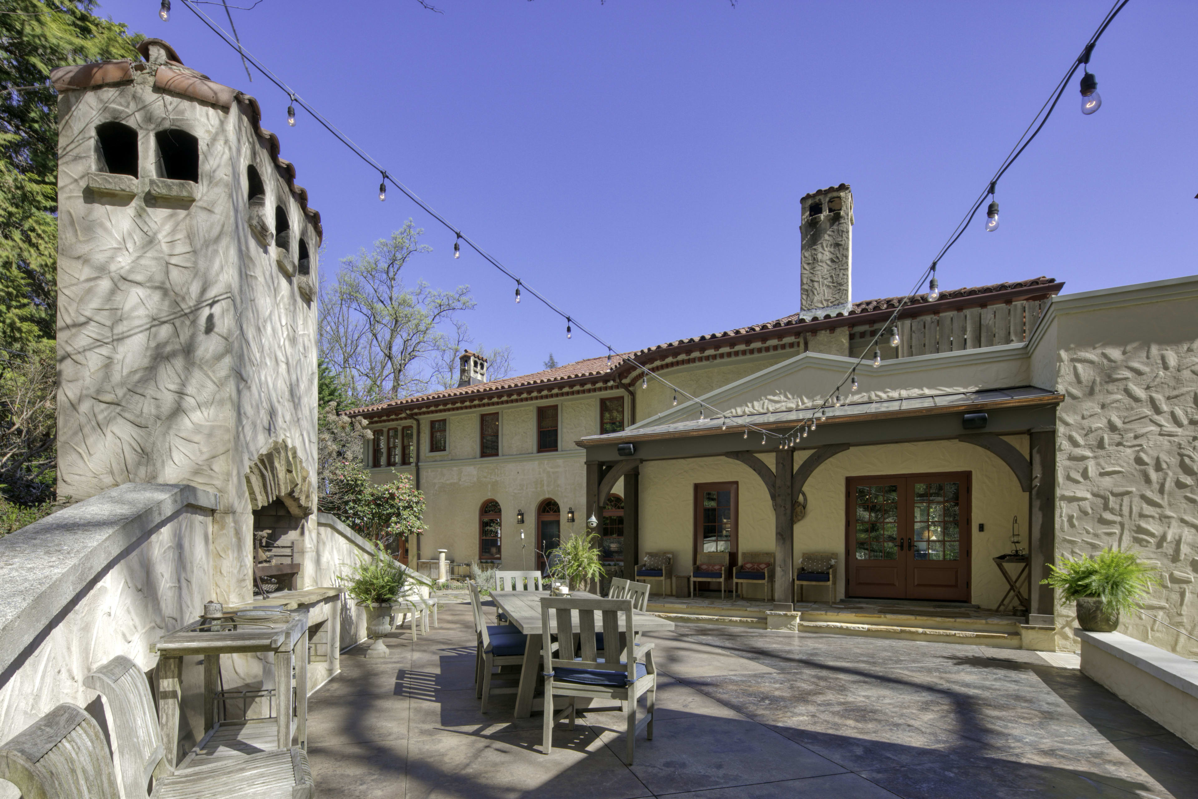 Project image by Prescott Construction