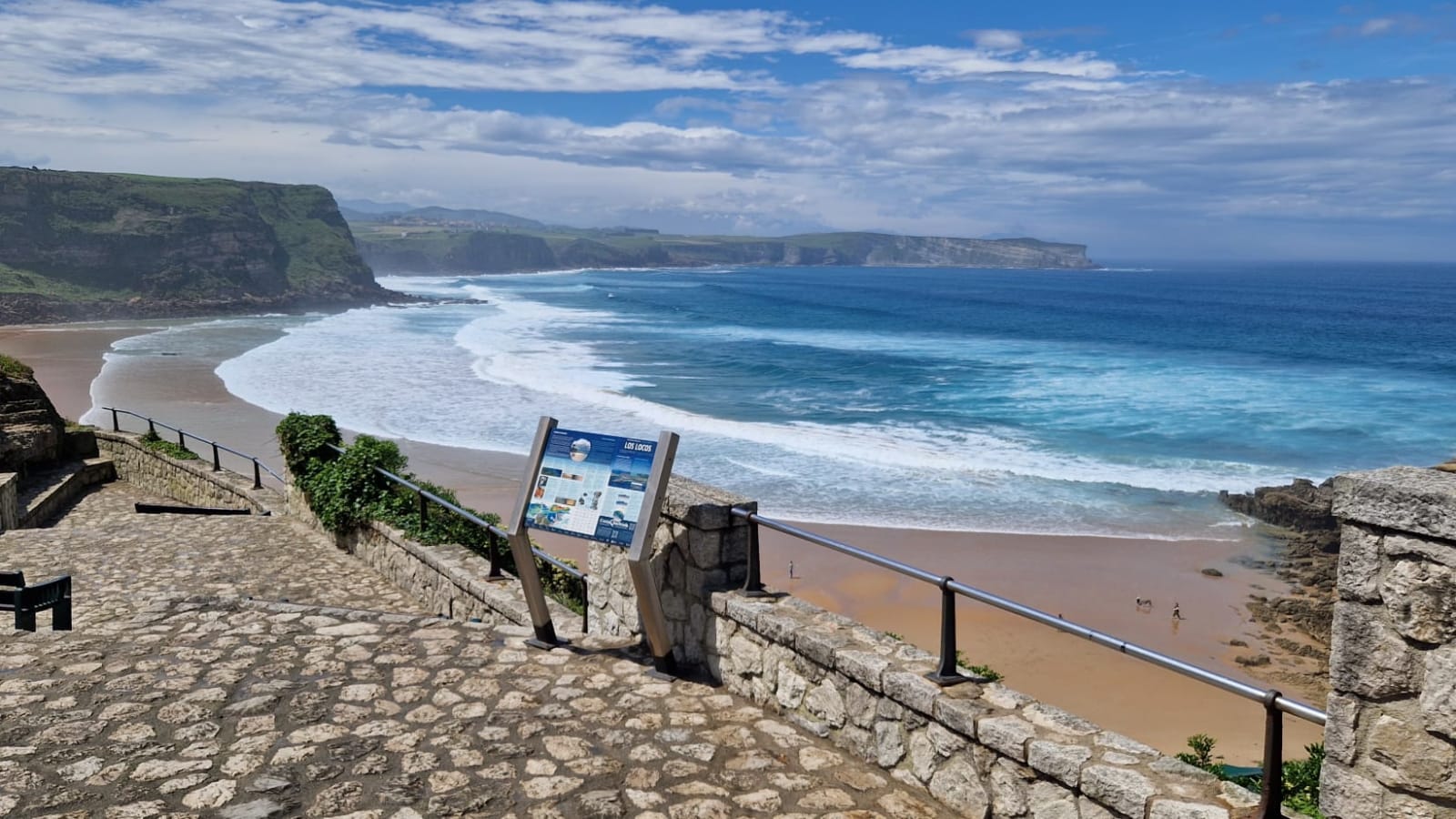 Group activities in the Cabuérniga valley and on the Cantabrian coast