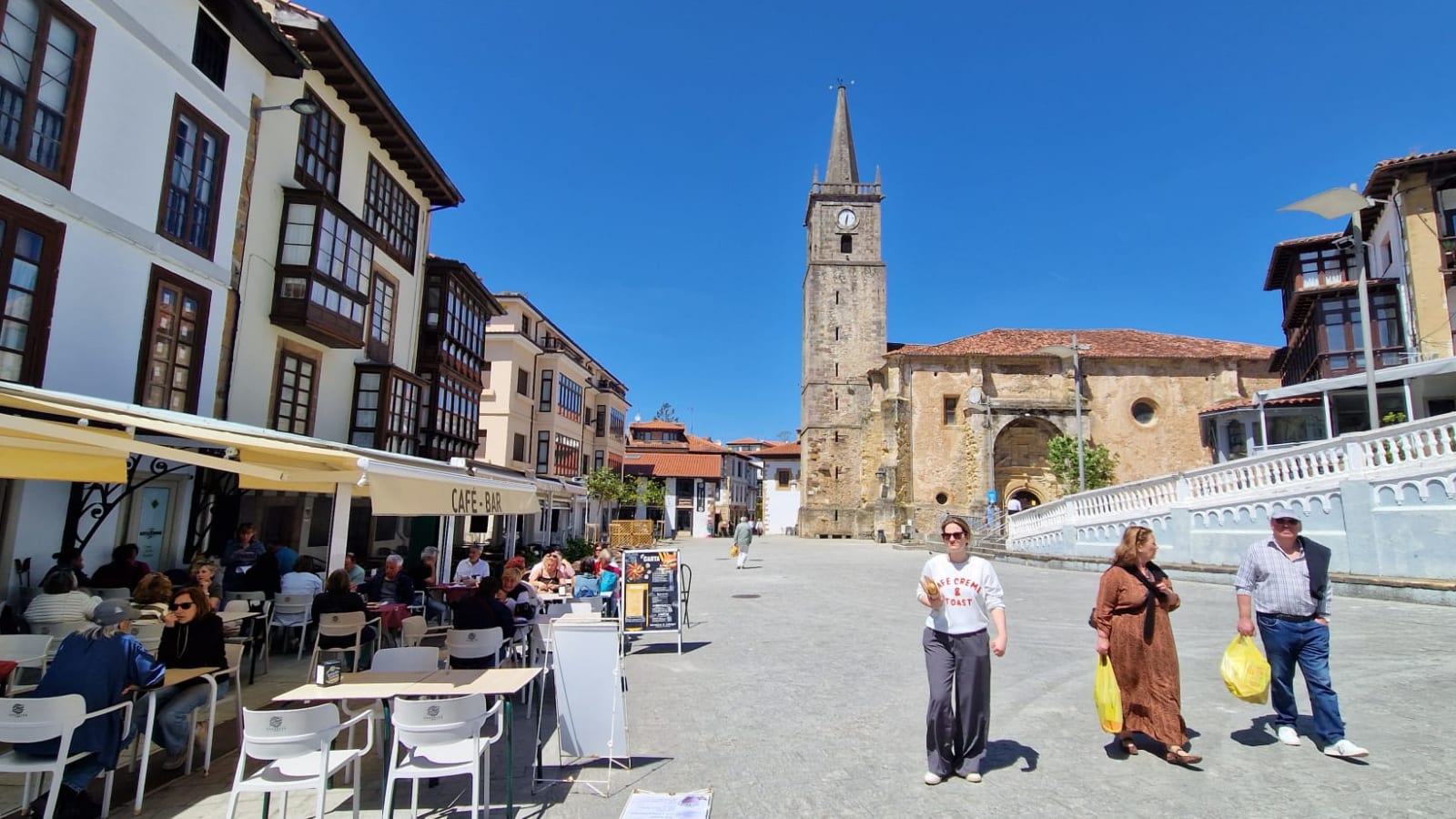 Group activities in the Cabuérniga valley and on the Cantabrian coast