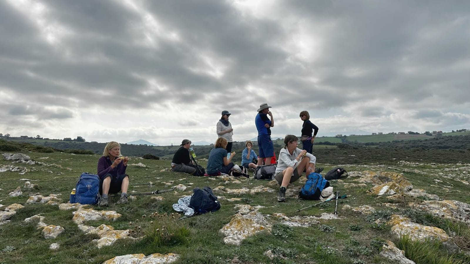 Group activities in the Cabuérniga valley and on the Cantabrian coast