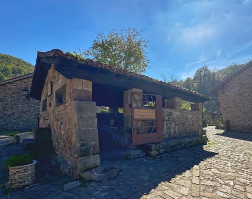 Group activities in the Cabuérniga valley and on the Cantabrian coast