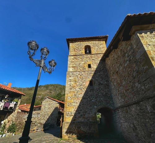 Group activities in the Cabuérniga valley and on the Cantabrian coast
