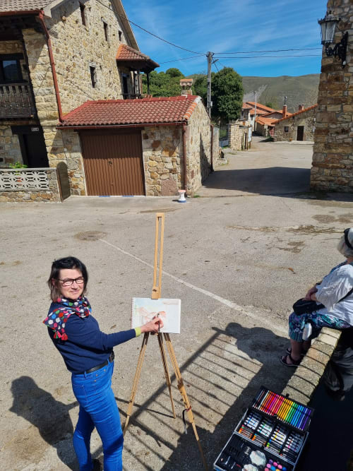 A Casa Agara painting and drawing week in Cantabria