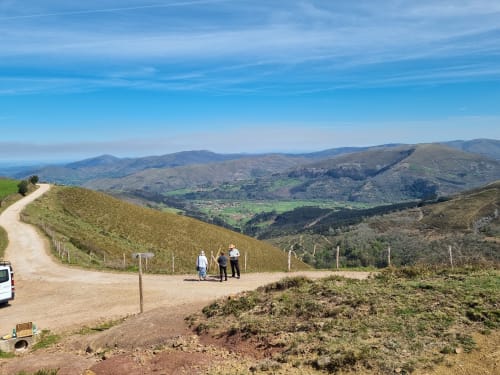 A Casa Agara painting and drawing week in Cantabria