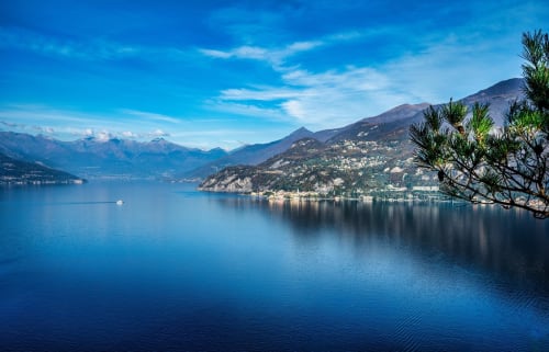 Lake Como Discovery