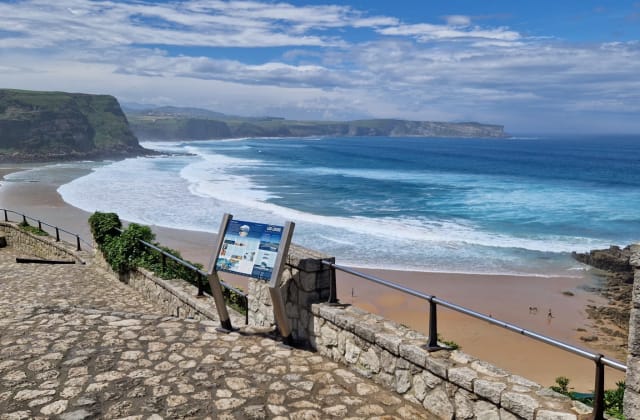 Group activities in the Cabuérniga valley and on the Cantabrian coast