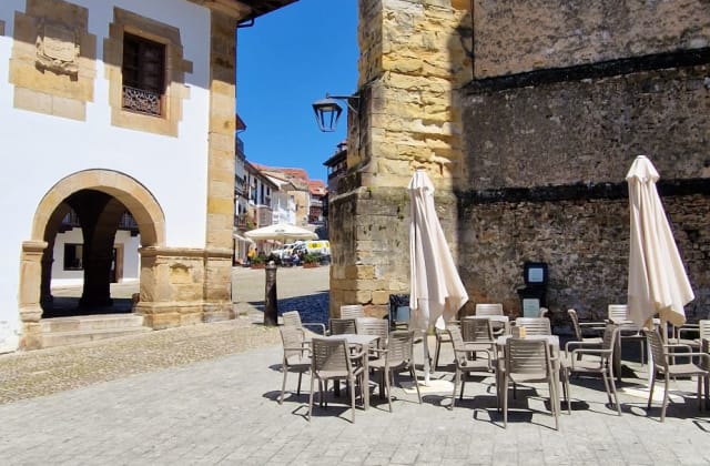 Group activities in the Cabuérniga valley and on the Cantabrian coast
