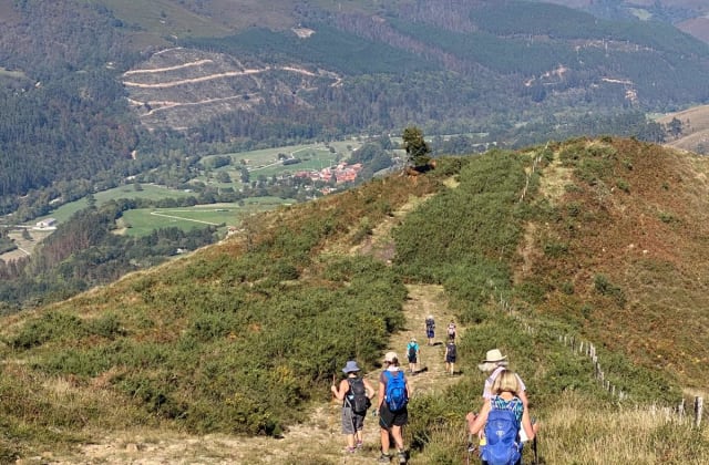 Group activities in the Cabuérniga valley and on the Cantabrian coast