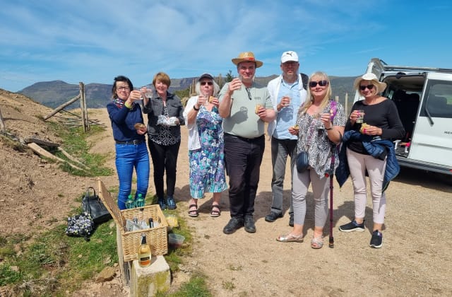 A Casa Agara painting and drawing week in Cantabria