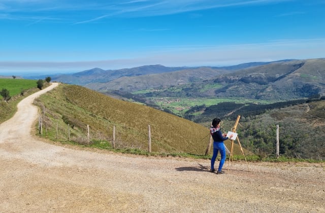 A Casa Agara painting and drawing week in Cantabria