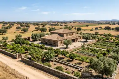 Quinta do Olival - Casa de Piedra con Huerta Histórica, Alentejo, Portugal