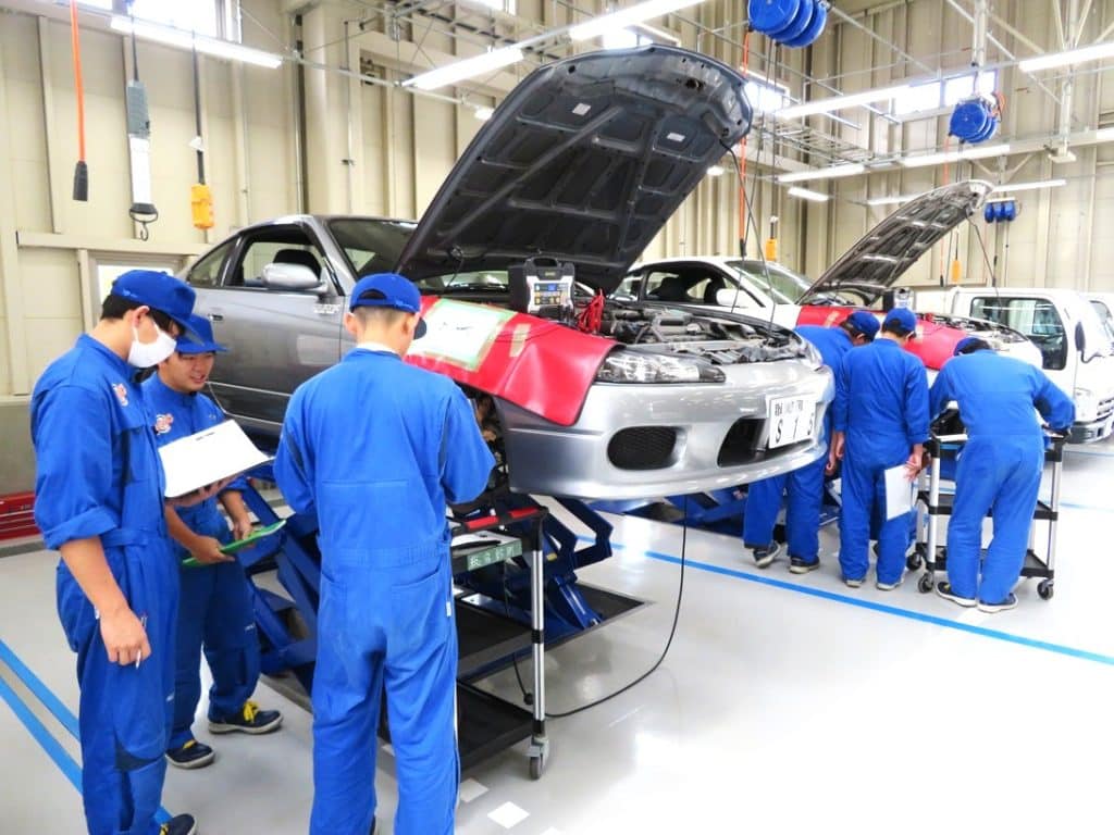 【愛知県】Honda Cars 自動車整備士募集|経験者歓迎・正社員登用あり - Hình 1