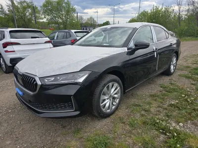 Skoda Superb Drive 2026 w ofercie L'EMIR
