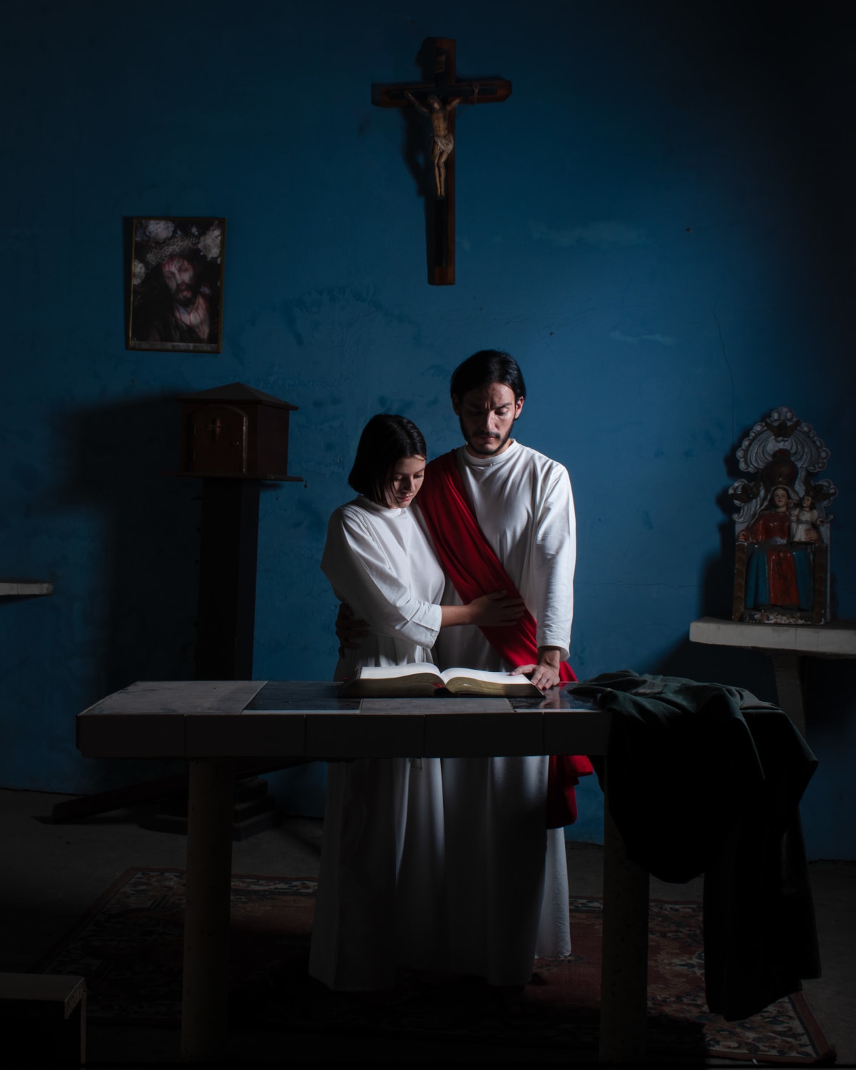 Jesús, el Hombre: Desentrañando el Mito
