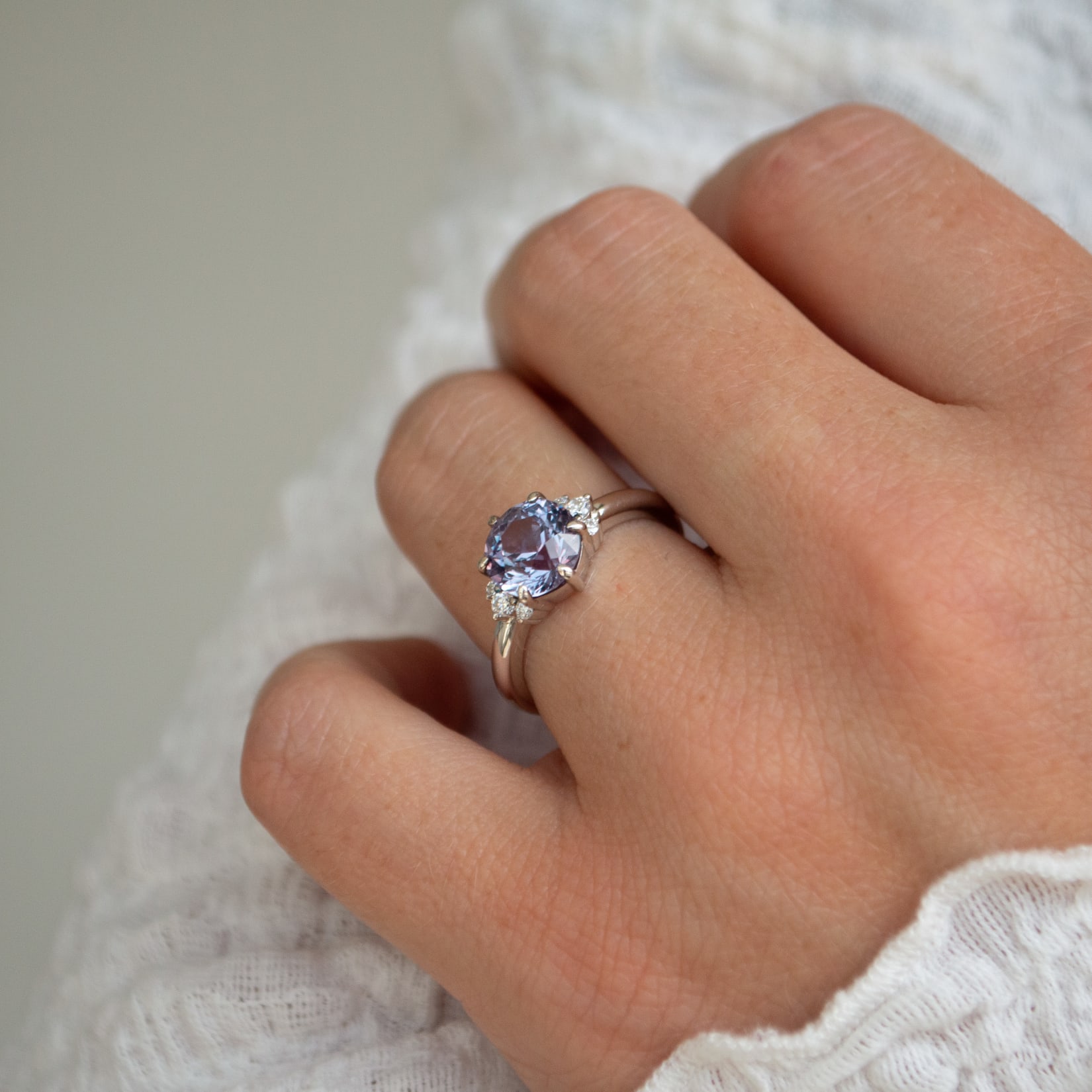 How To Buy An Alexandrite Engagement Ring NZ Cover Photo