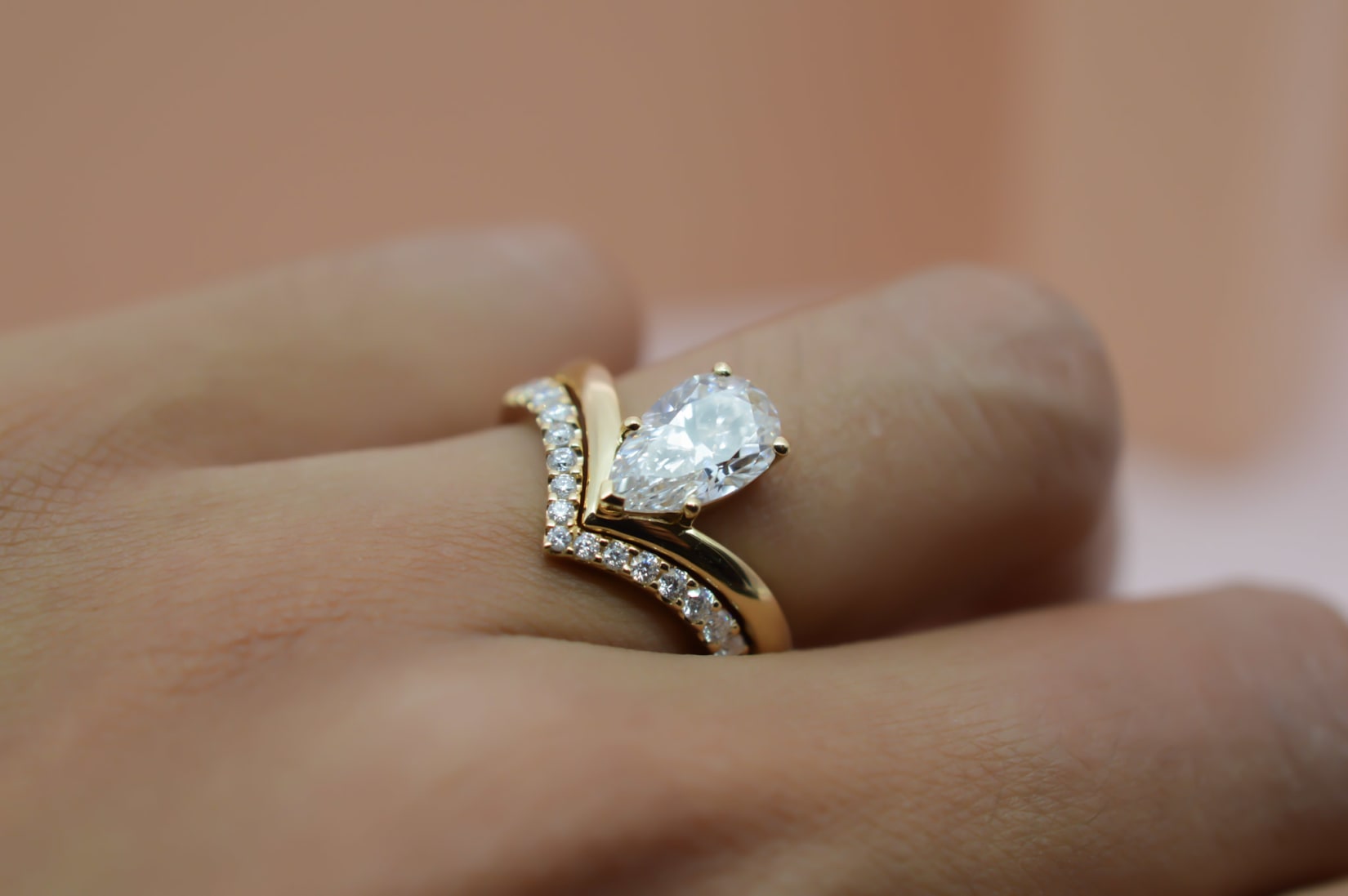 Dainty Engagement Rings NZ: The Design Guide Cover Photo