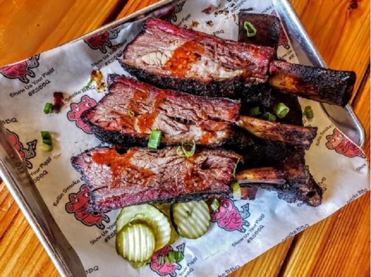 Rollin'Smoke Barbecue has excelled in serving people aromatic dishes infused with smoky flavors