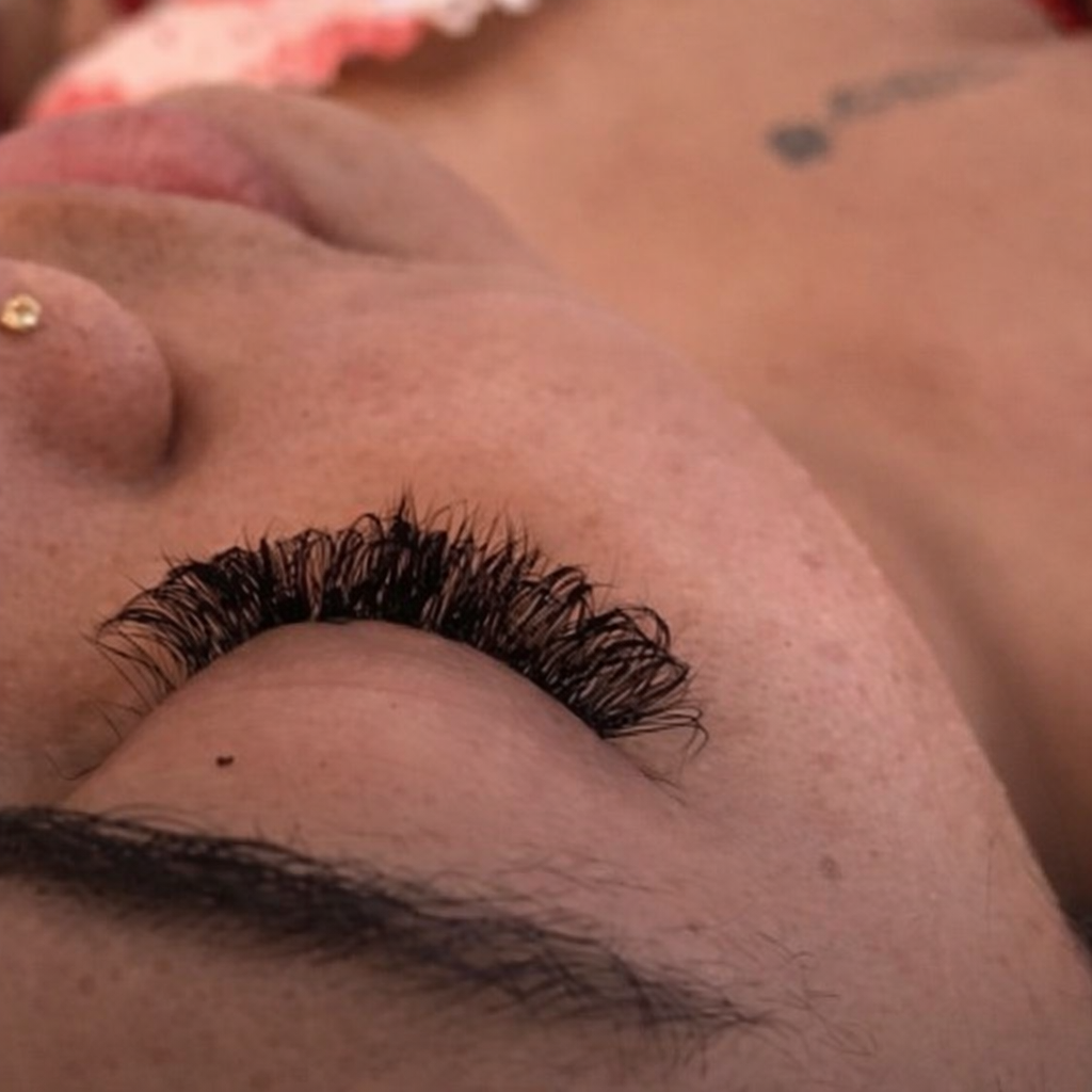 Extensão de Cílios (Tufinho)