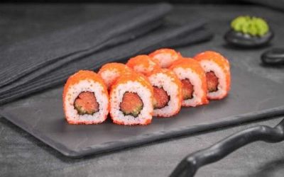 Калифорния сяке с икрой